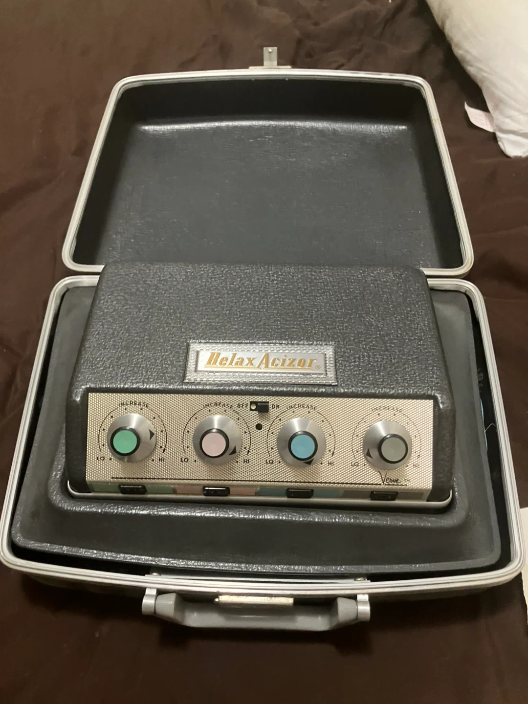 Vintage complete 1969 RelaxAcizor system