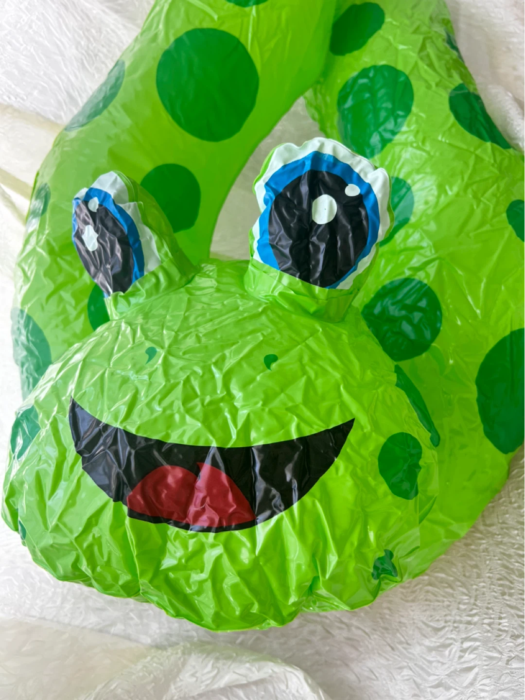 Inflatable Frog Swim Ring for Kids - photo 2