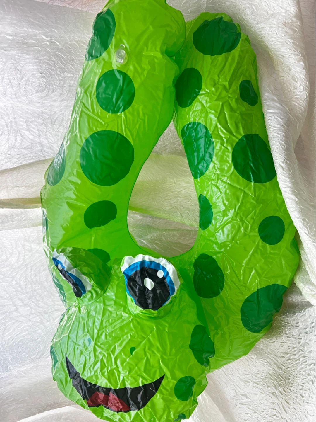 Inflatable Frog Swim Ring for Kids - photo 3