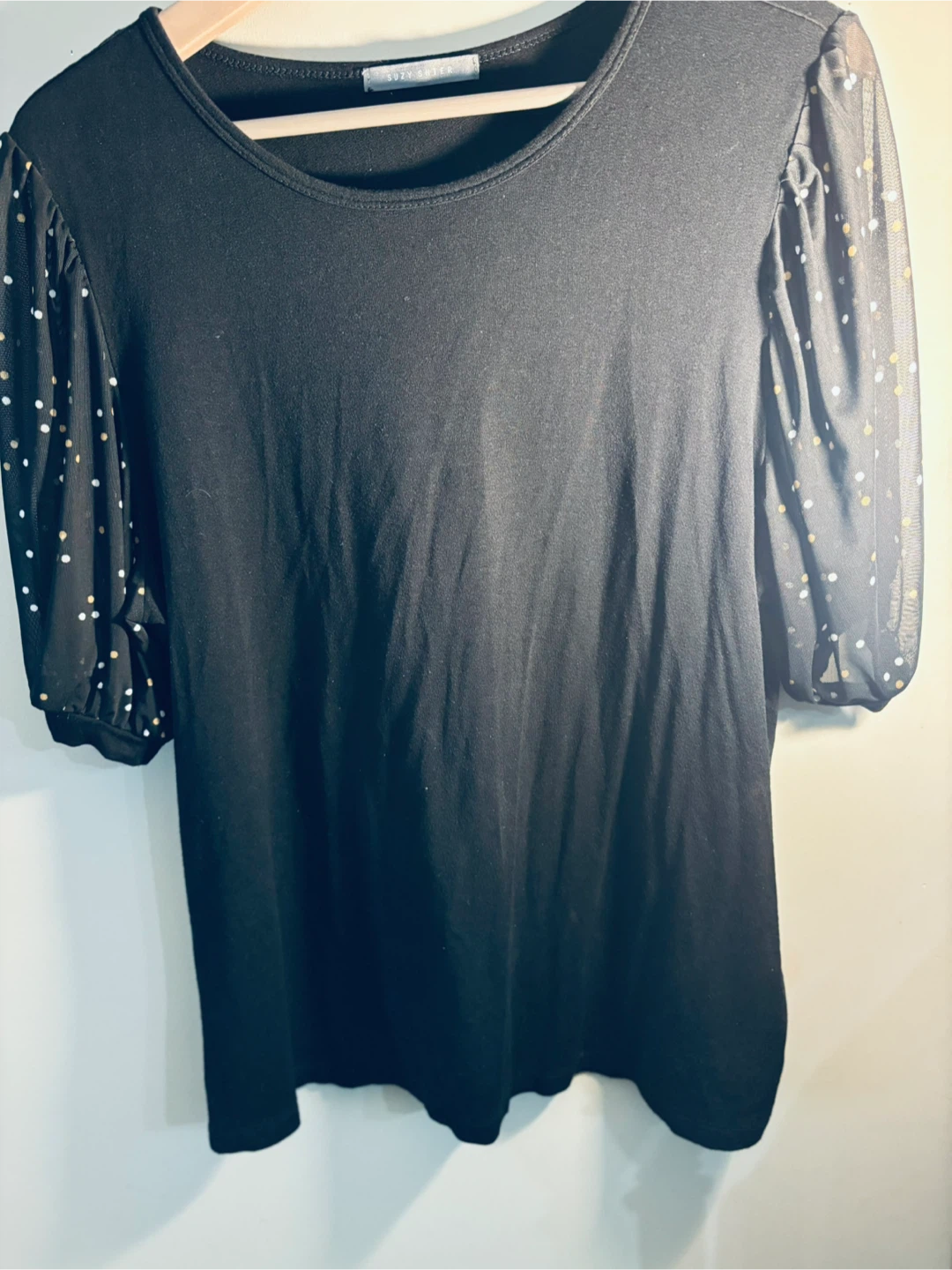 Black top with sequin sleeves TG/XL