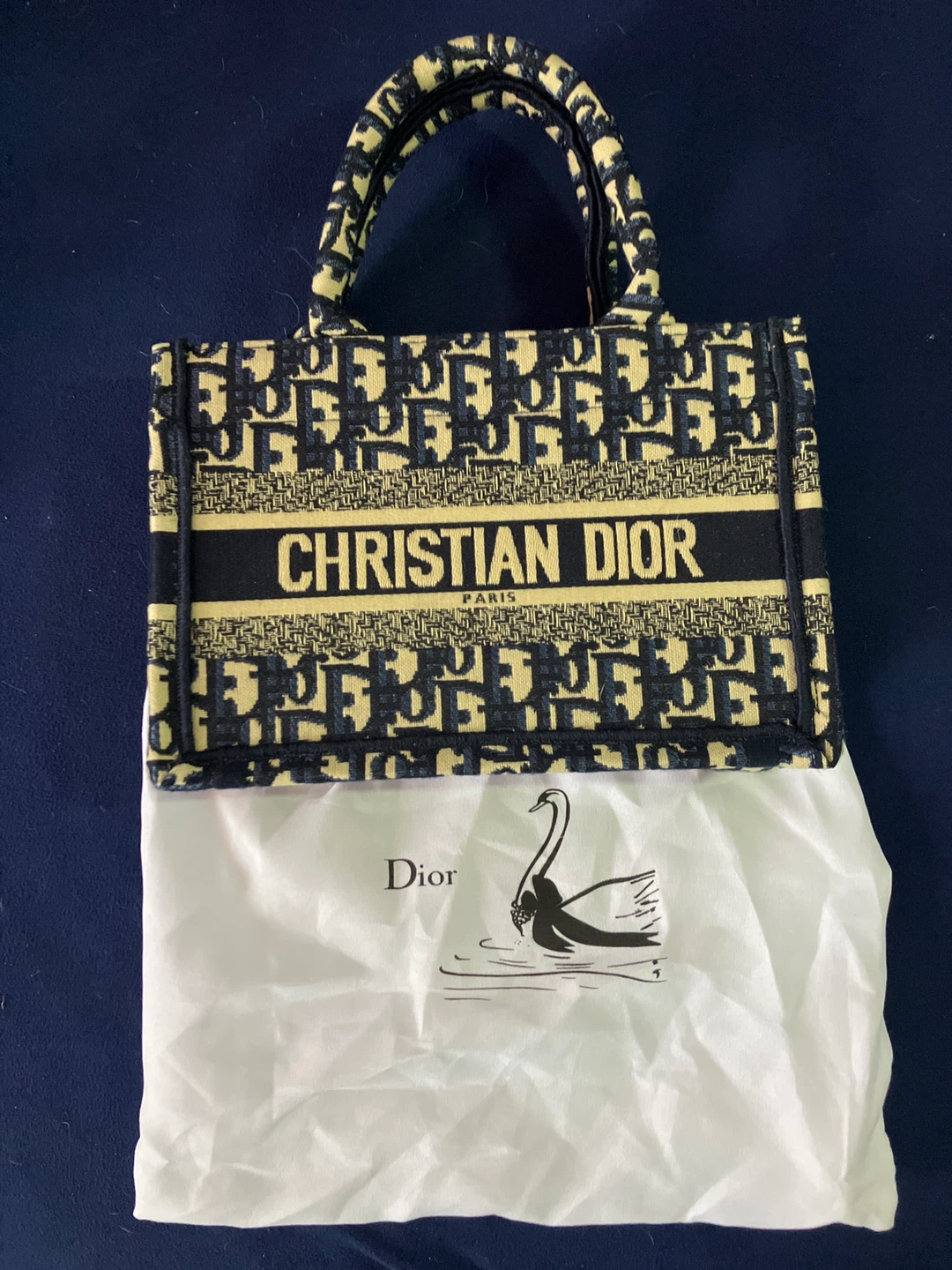 Christian Dior Book Tote - photo 4
