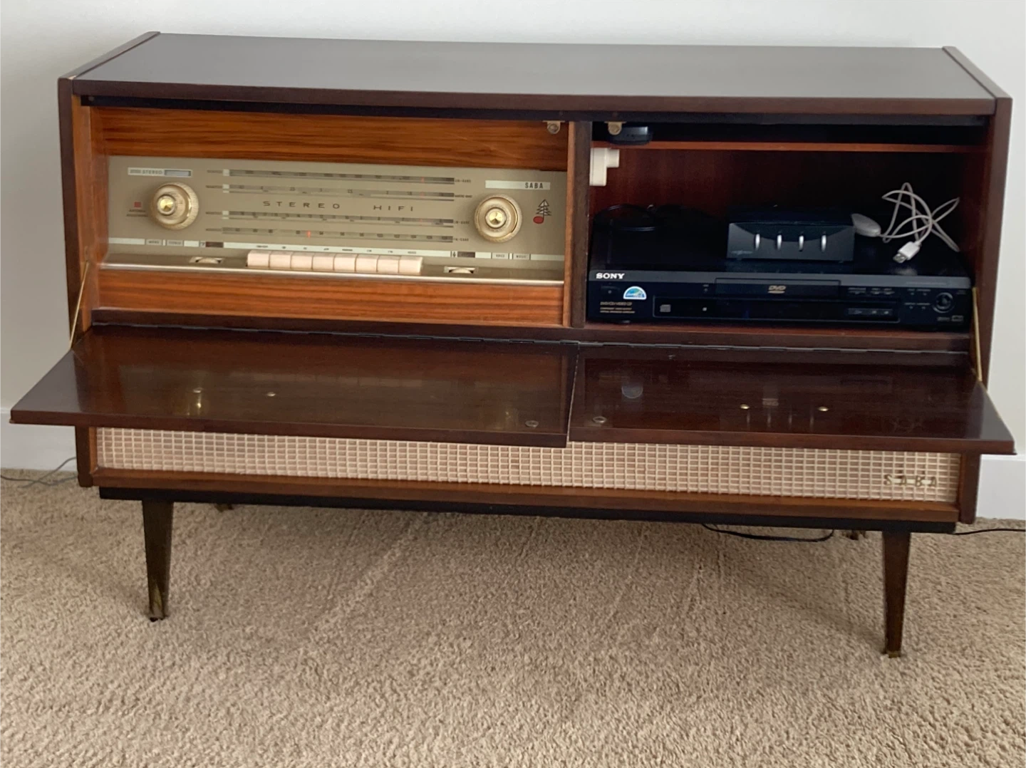 SABA Stereo Hi-Fi Console Radio with Sony DVD Player - photo 3