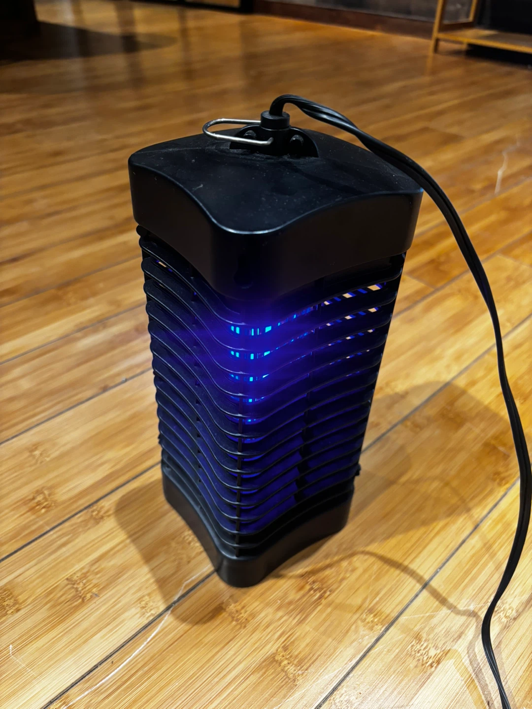 Black Electric Bug Zapper Lantern - photo 4