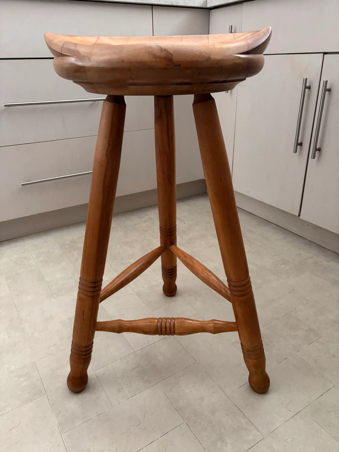 Wooden Bar Stool - photo 2