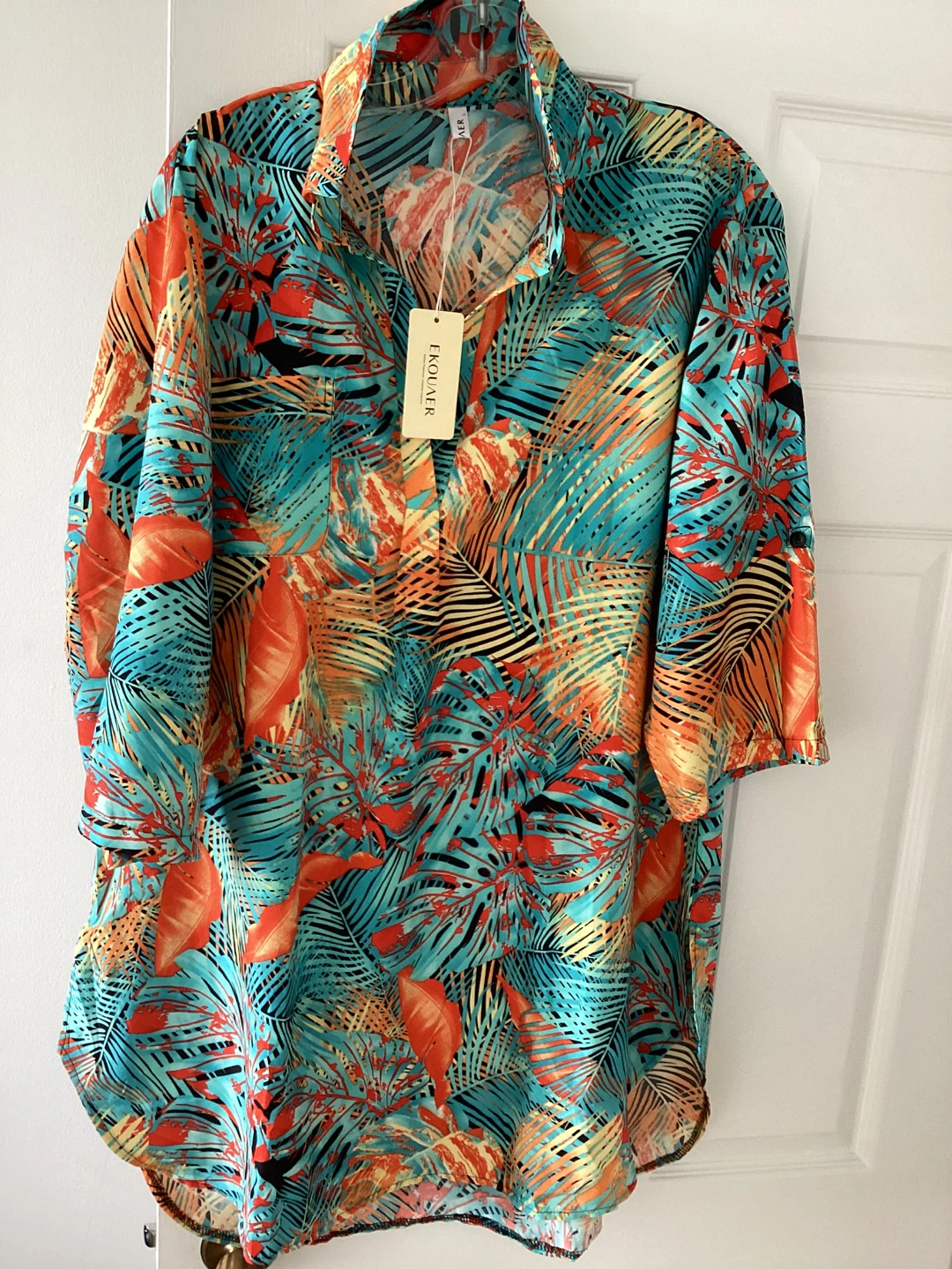 NWT Women's stylish Swimsuit Cover-Up size L - photo 3