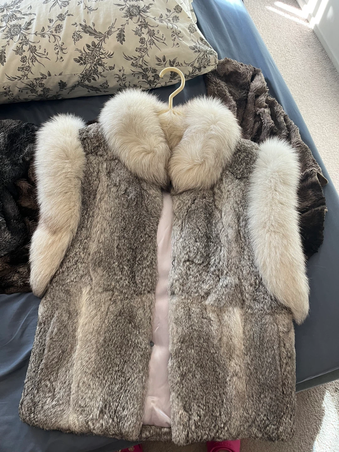 Fox rabbit vest S-M