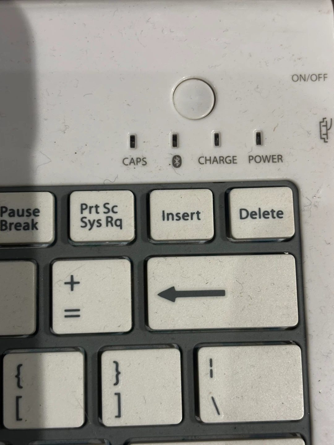Brookstone White Wireless Keyboard - photo 2