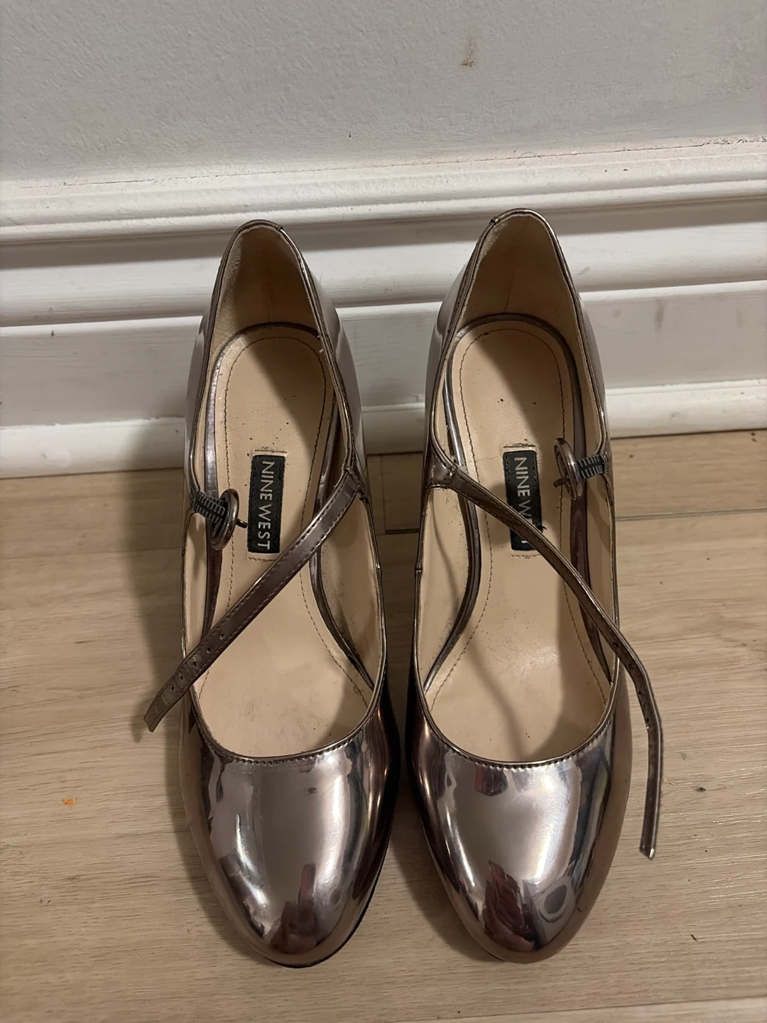 Nine West Mary Jane Heels Size 5.5M