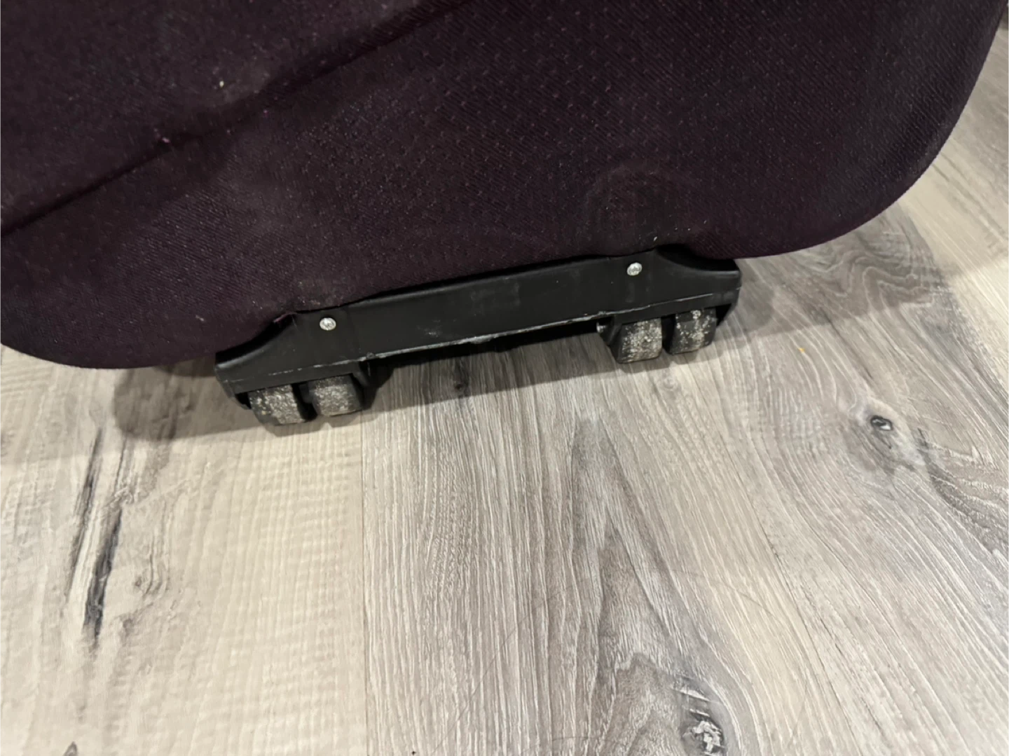 Highlight Luggage - Purple Rolling Suitcase - photo 5