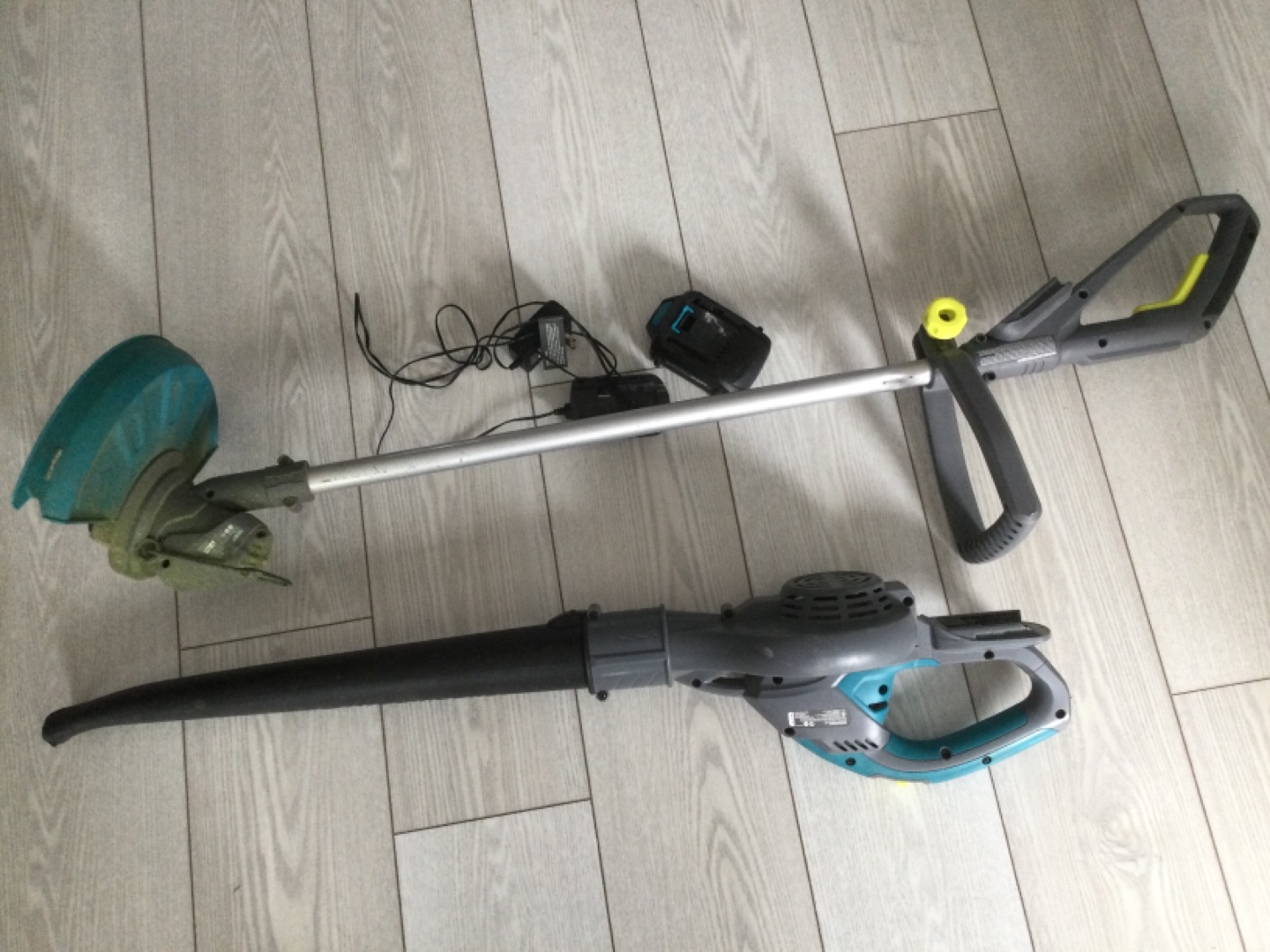 Greenworks Cordless Trimmer and Blower Combo