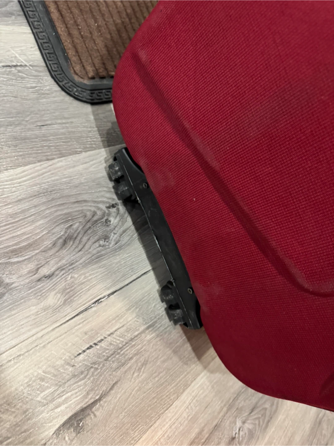 Highlite Red Suitcase Luggage - photo 4