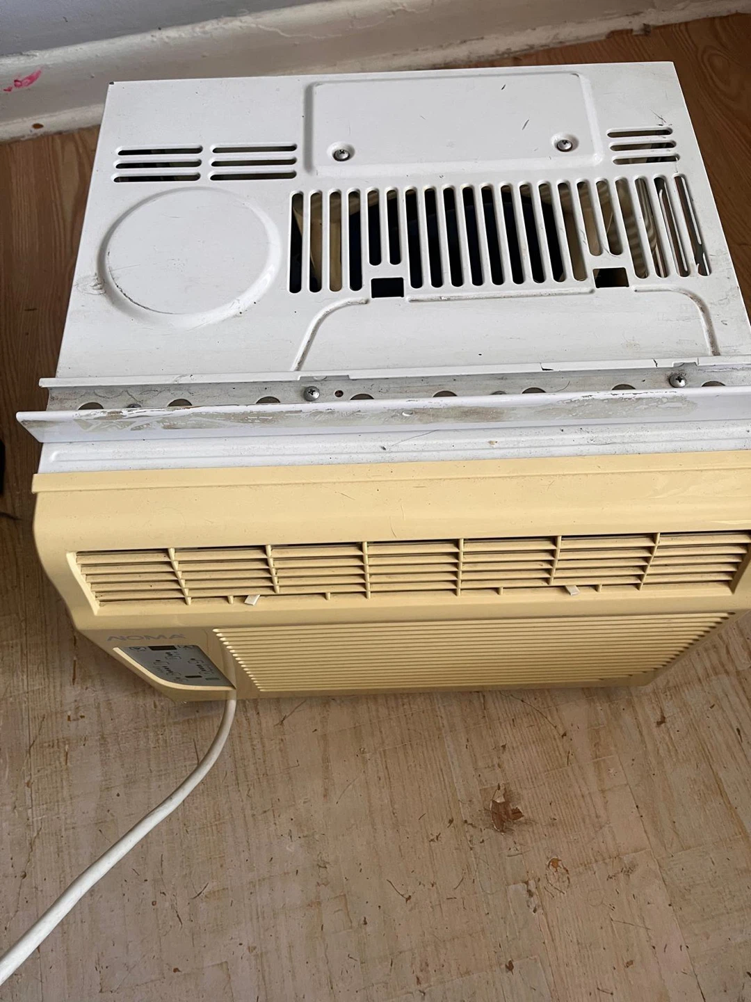NOMA Window Air Conditioner - photo 2