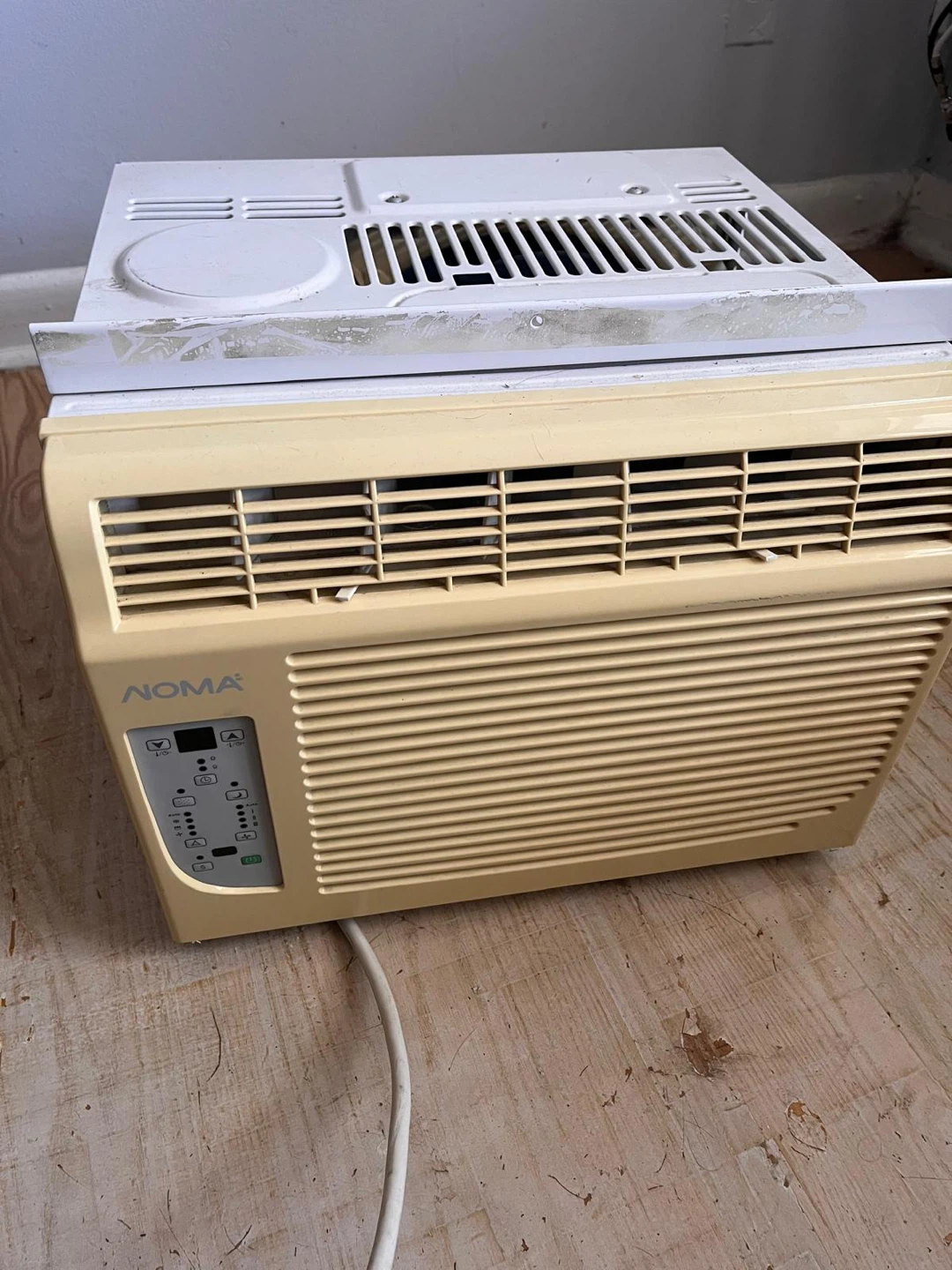 NOMA Window Air Conditioner - photo 3
