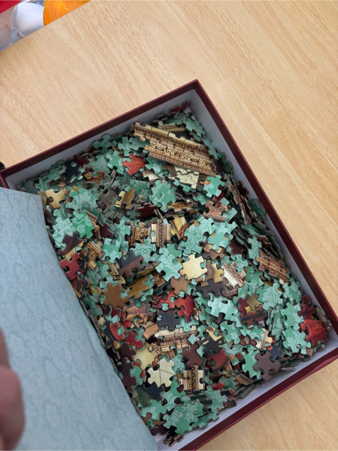 HIGHART A Budtender In His Shop 1000-Piece Puzzle - photo 3