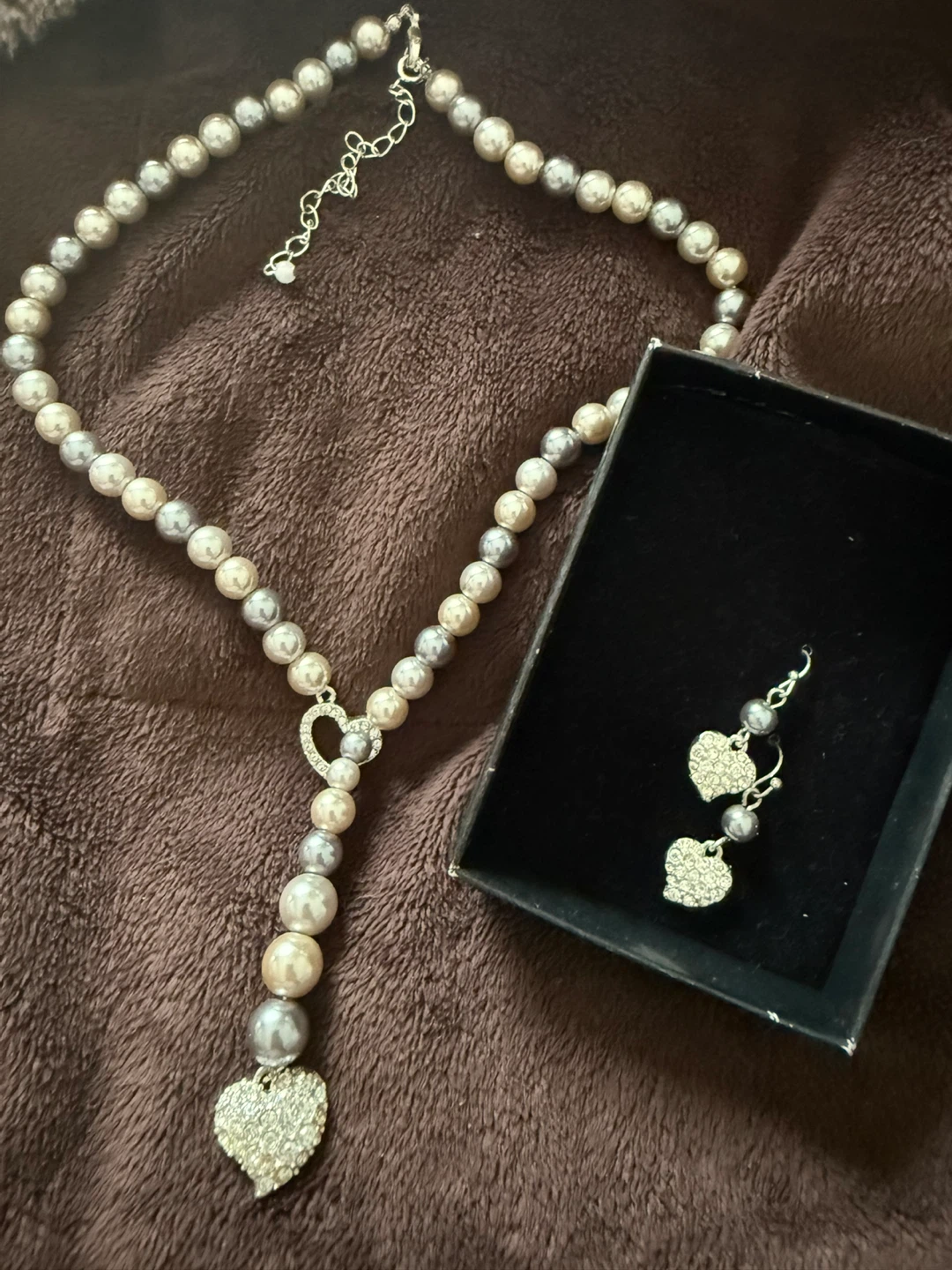 Pearl Necklace and Earring Set with Heart Charms