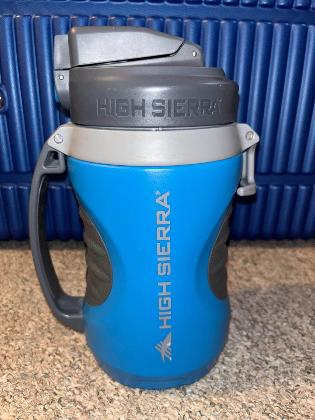High Sierra Water Bottle 64oz