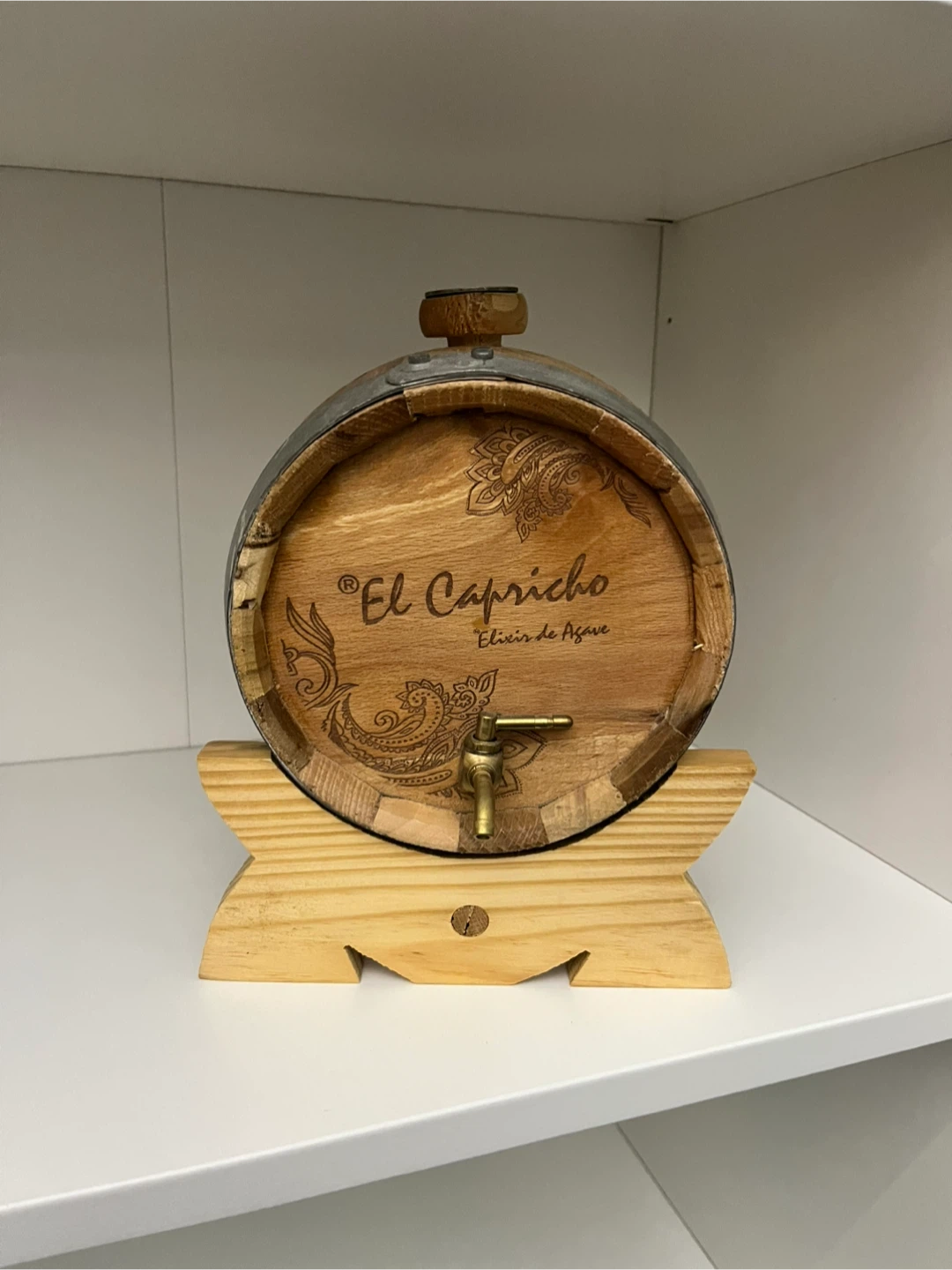 El Capricho Wooden Barrel with Spigot