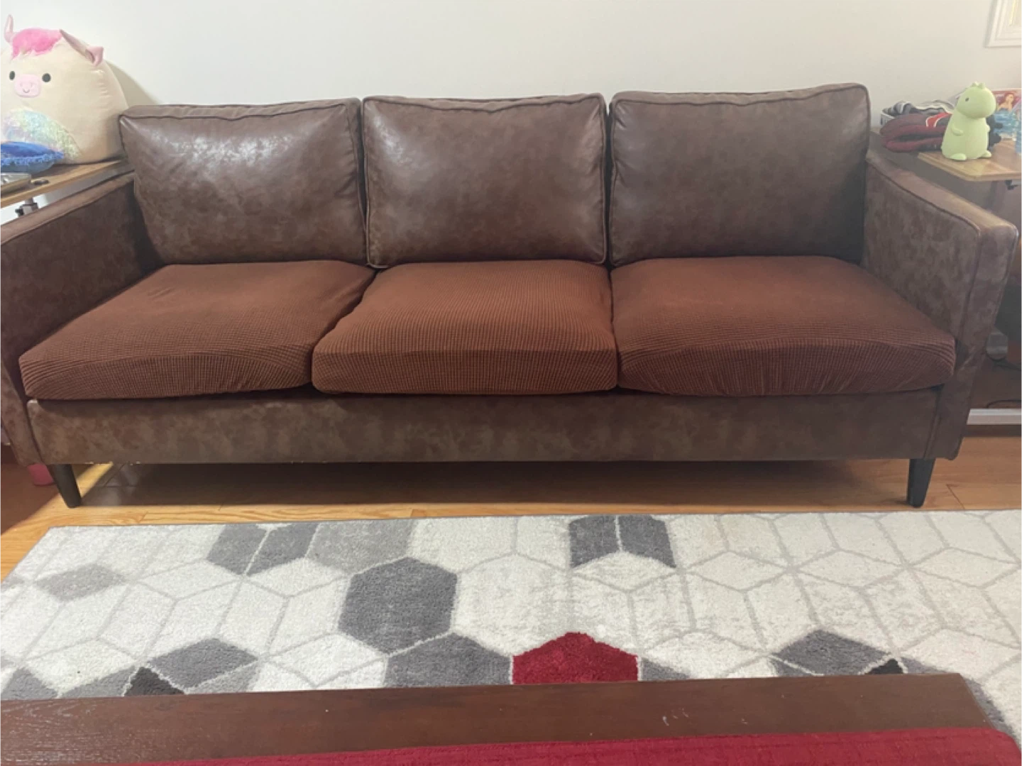 3 seater leather sofa for sale..