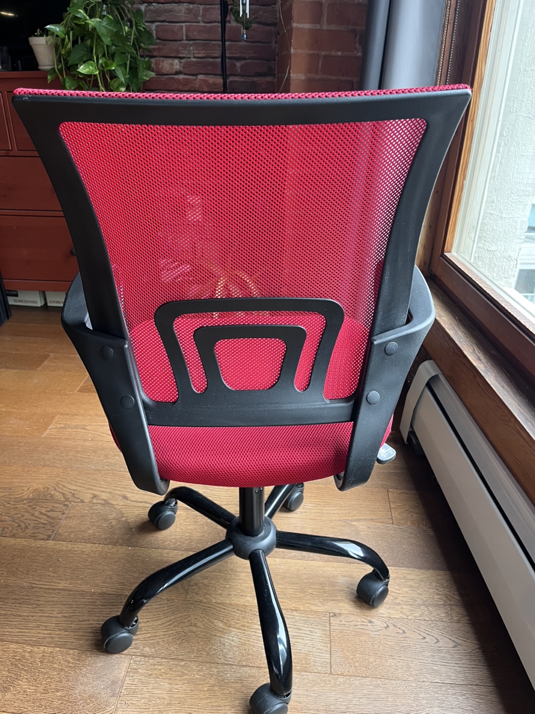 Ergonomic Mid Back Office Chair Like New • Metal Base - photo 3