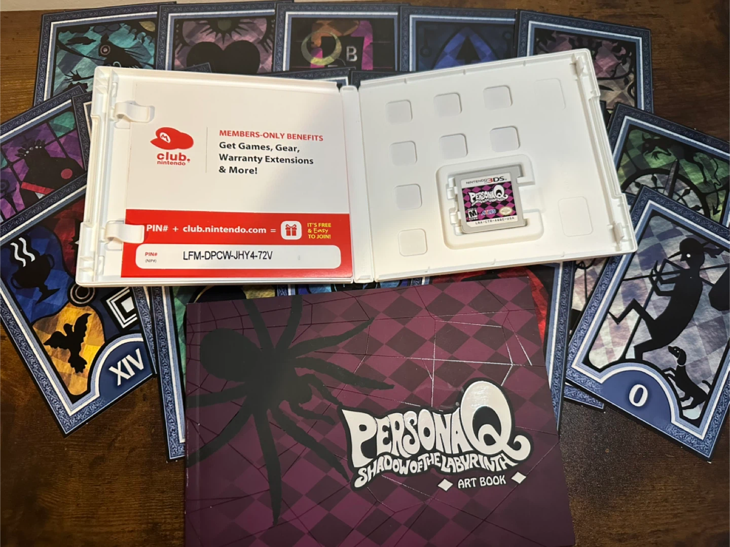 PersonaQ Game, Art Book, Tarot Deck - photo 2
