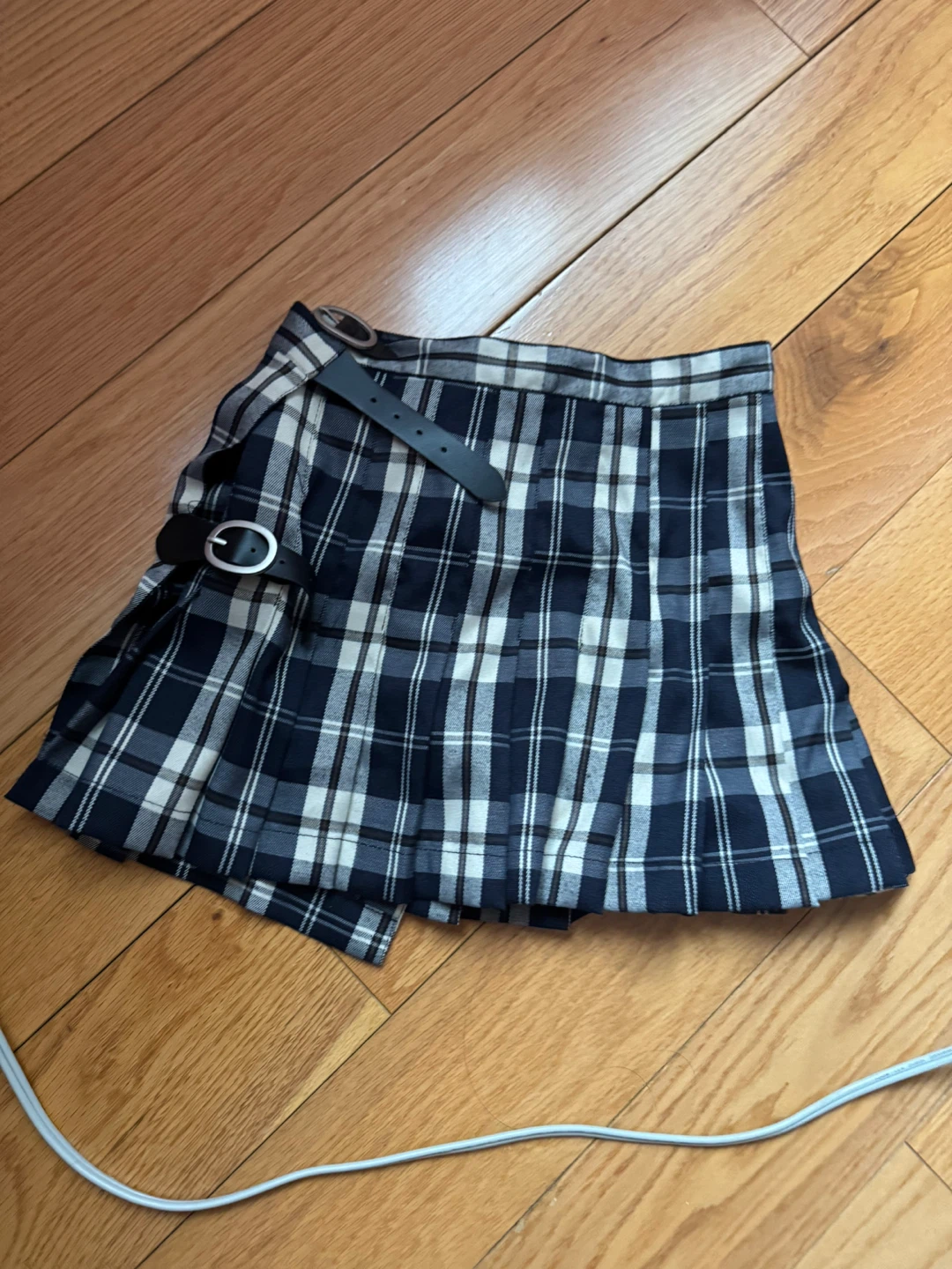 plait skirt with Belt - brandy melville dupe from yestyle