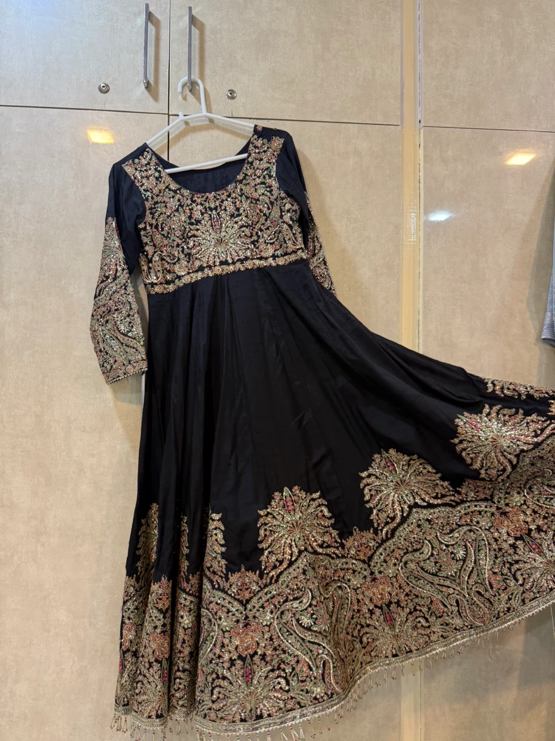 Hussain Rehar Black Embroidered Anarkali Dress - photo 5