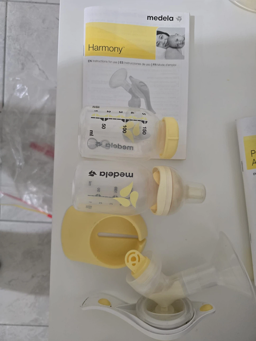Medela Harmony Manual Breast Pump - photo 2