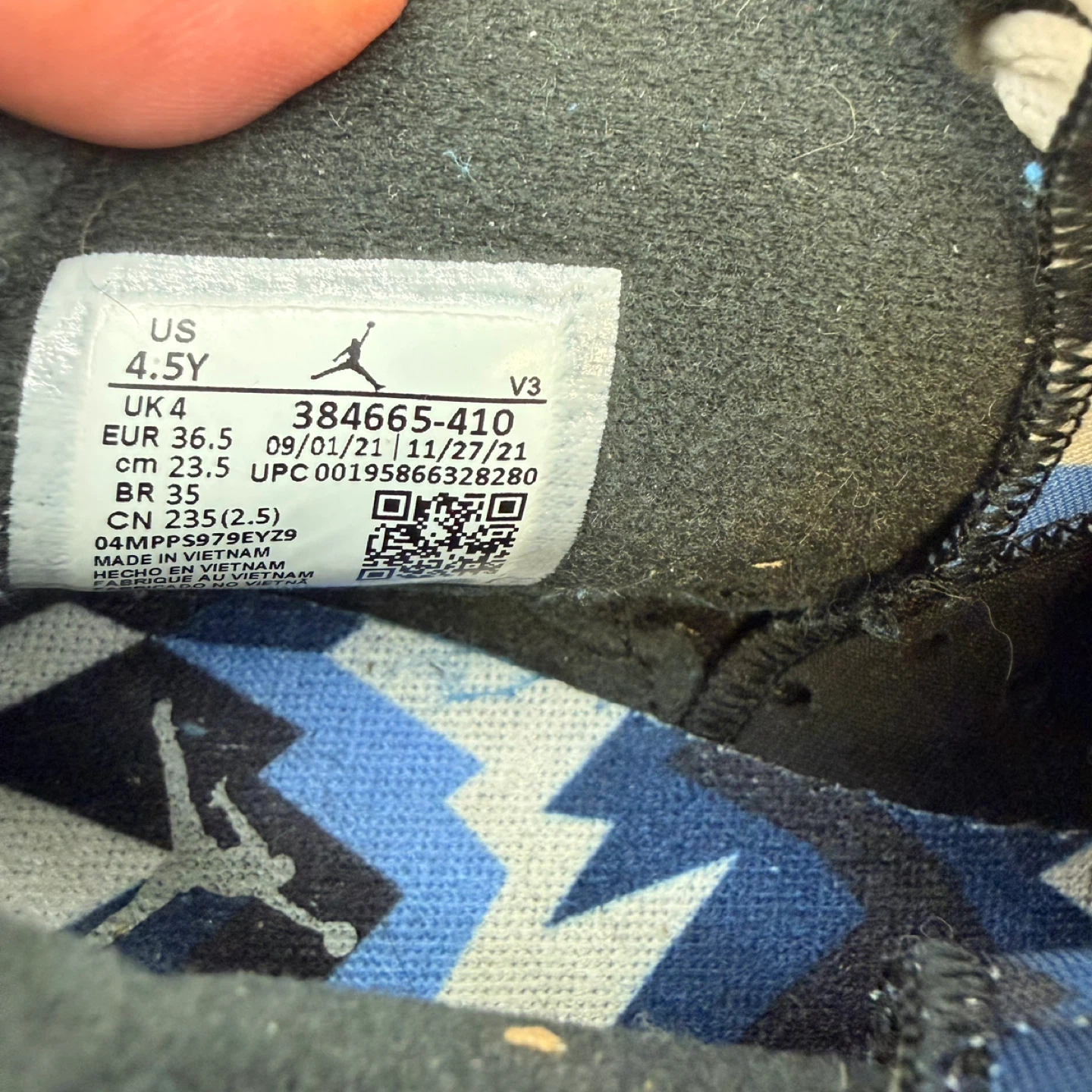 Nike Air Jordan 6 Retro UNC University Blue Youth Size 4.5Y - photo 5