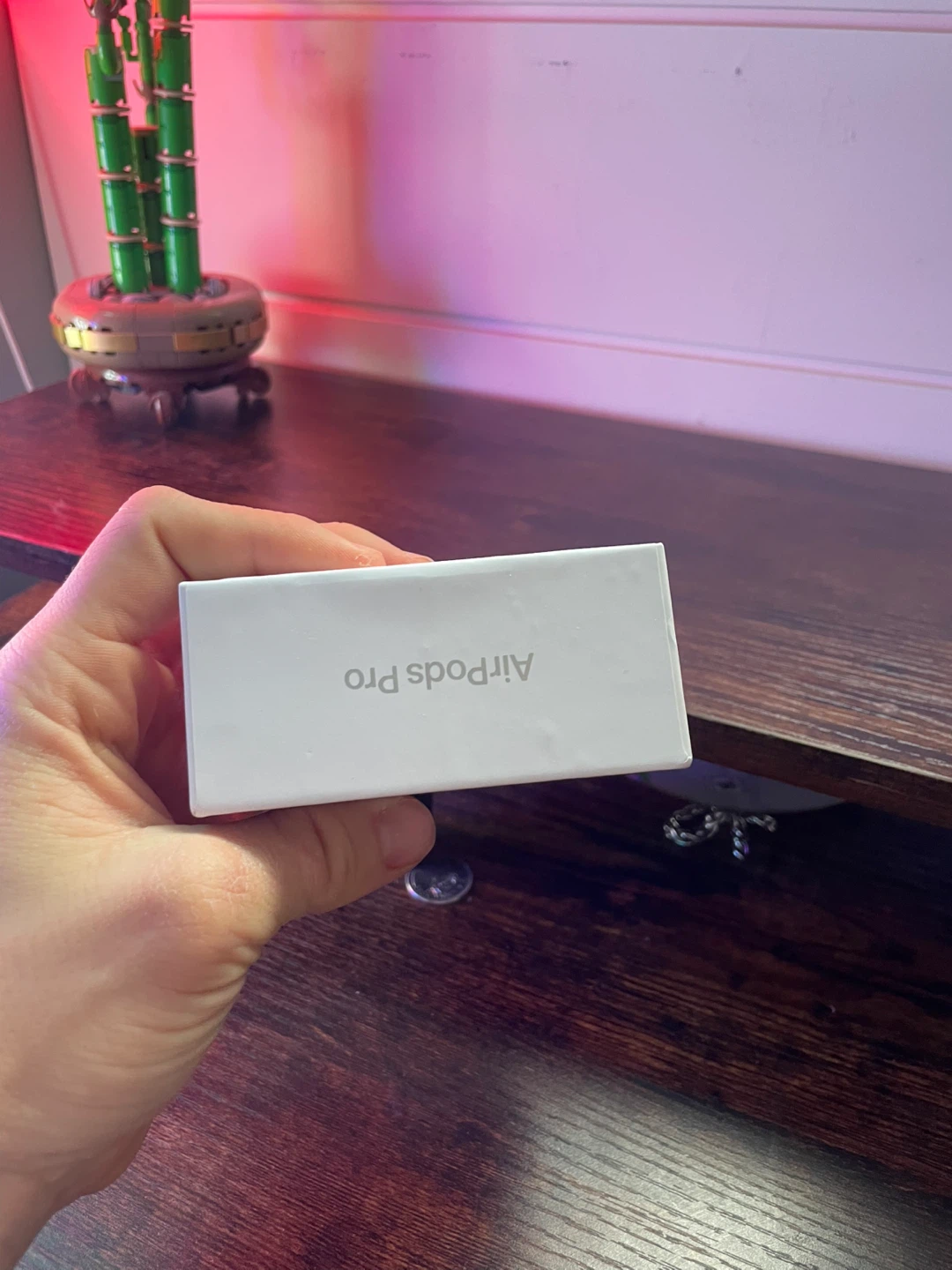 Apple AirPods Pro 3rd Gen - photo 3