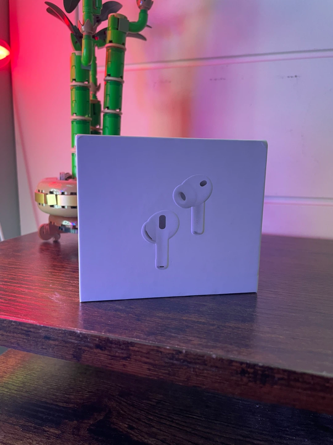 Apple AirPods Pro 3rd Gen - photo 2