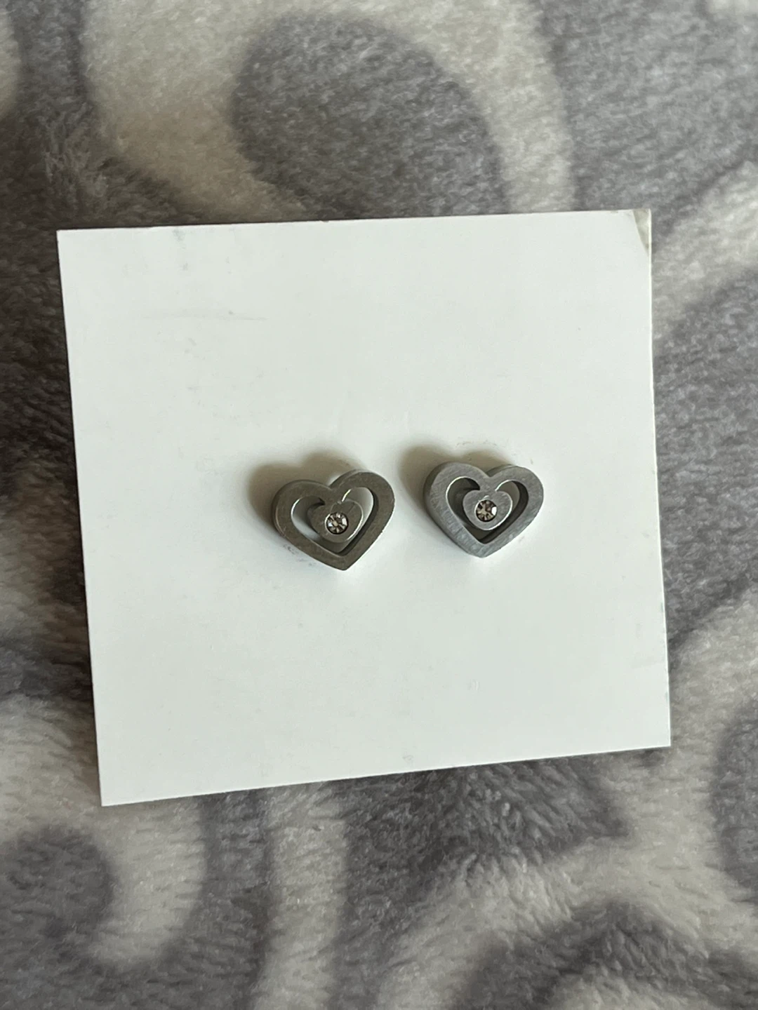 Heart stud earrings with CZ