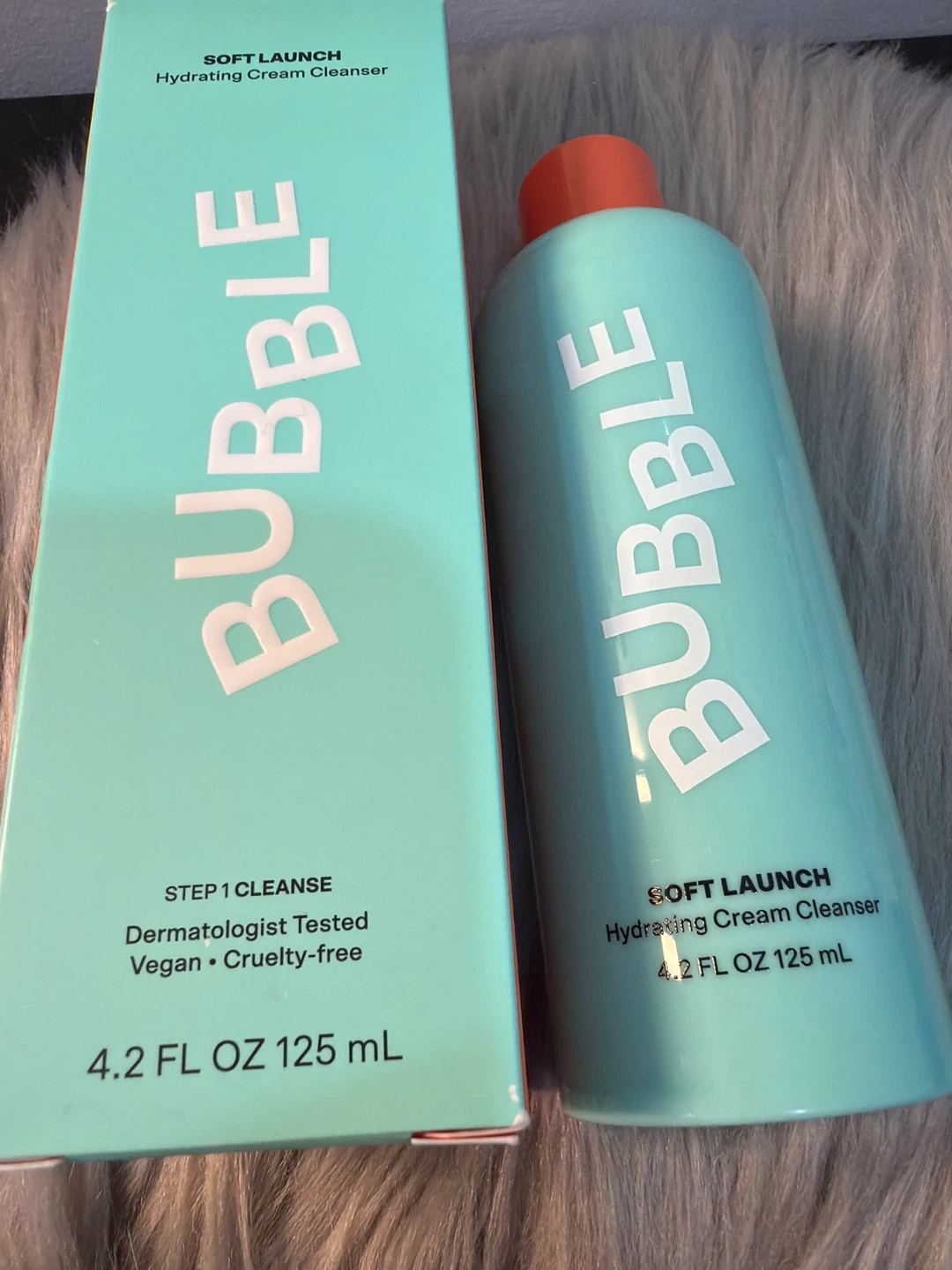Bubble Hydrating Cream Cleanser 125 mL Brand New