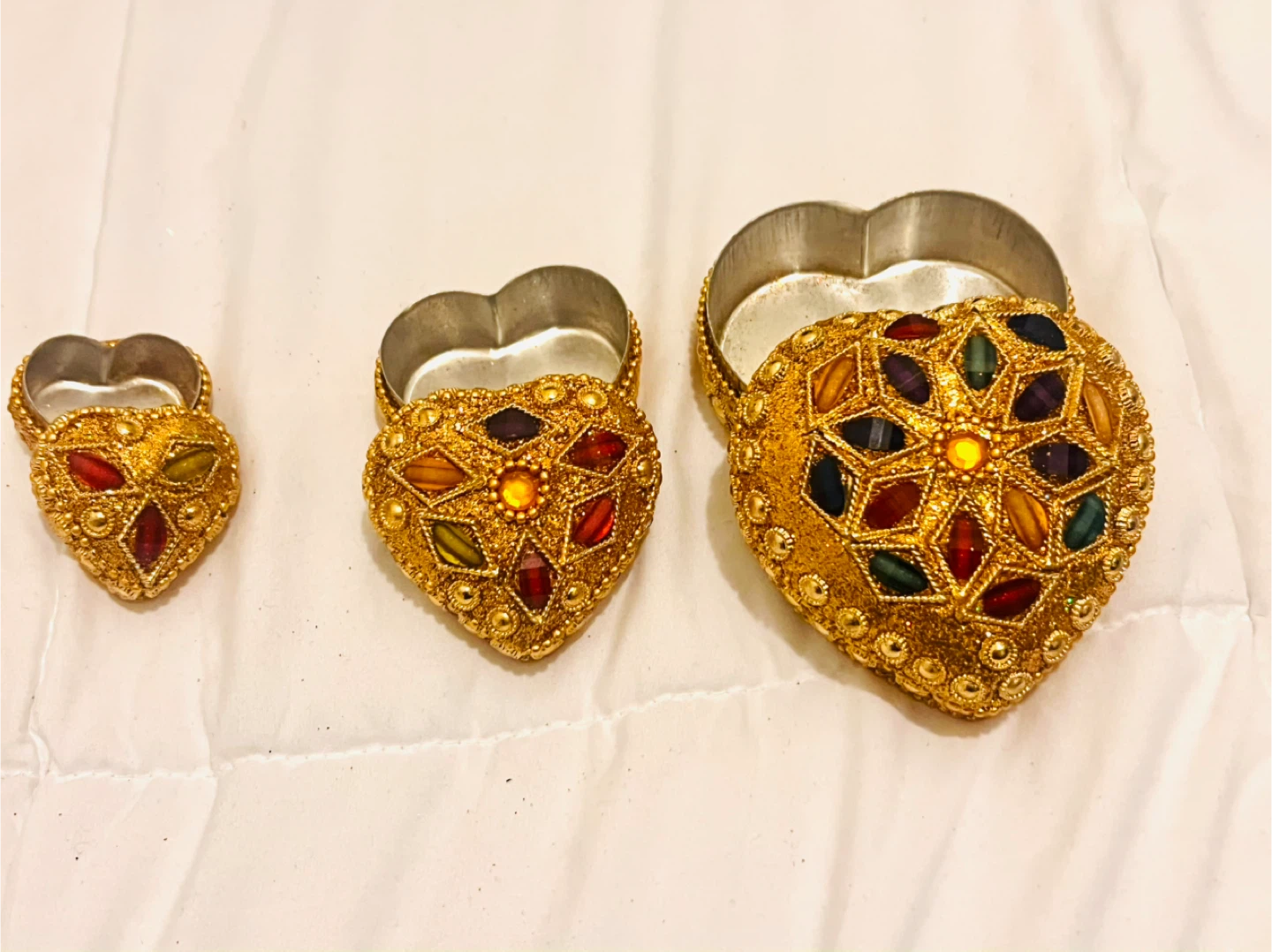 Set of 3 Heart Shaped Decorative Boxes - photo 3