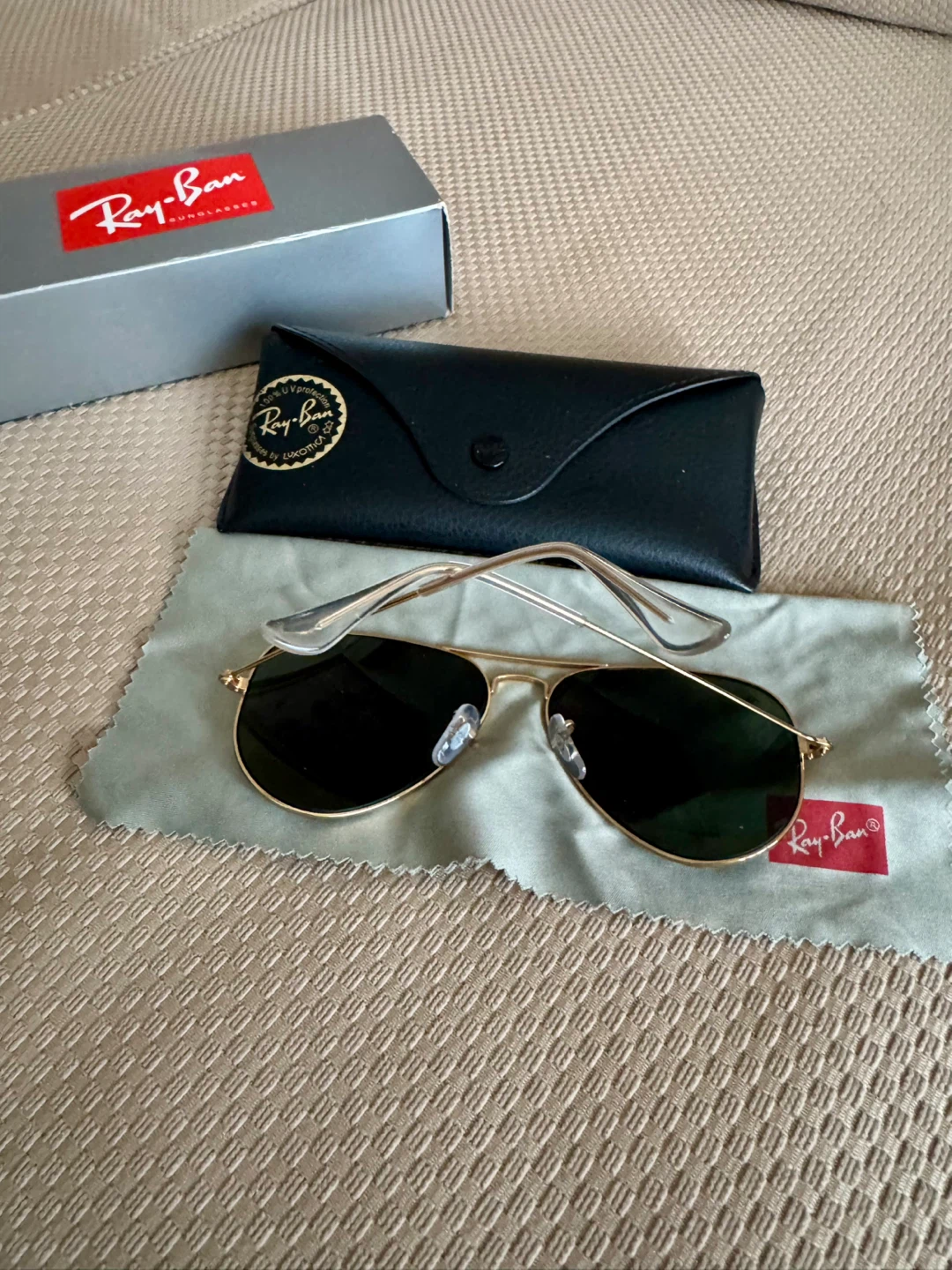 AVIATOR LARGE GOLD METAL frame genuine reg. price 248. - photo 2