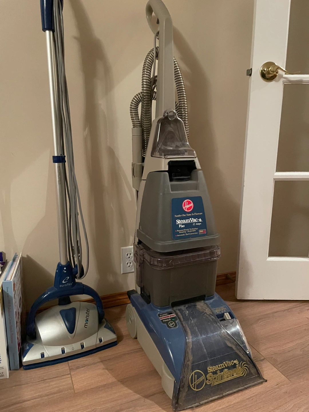 Hoover SteamVac Plus Carpet Cleaner