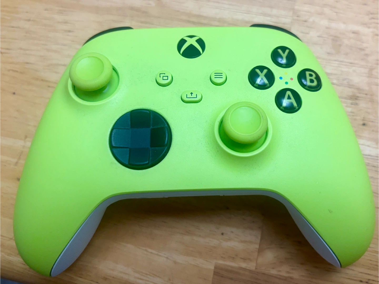 Xbox Series S Console with 2 Controllers and Games - photo 5