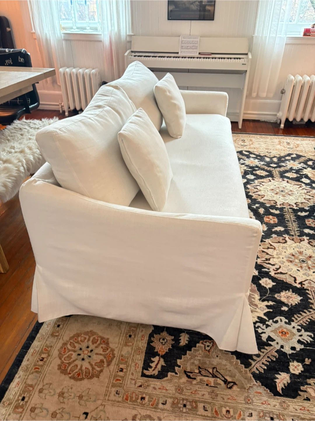 Beachcrest Home Farmhouse Slipcovered Sofa - photo 3
