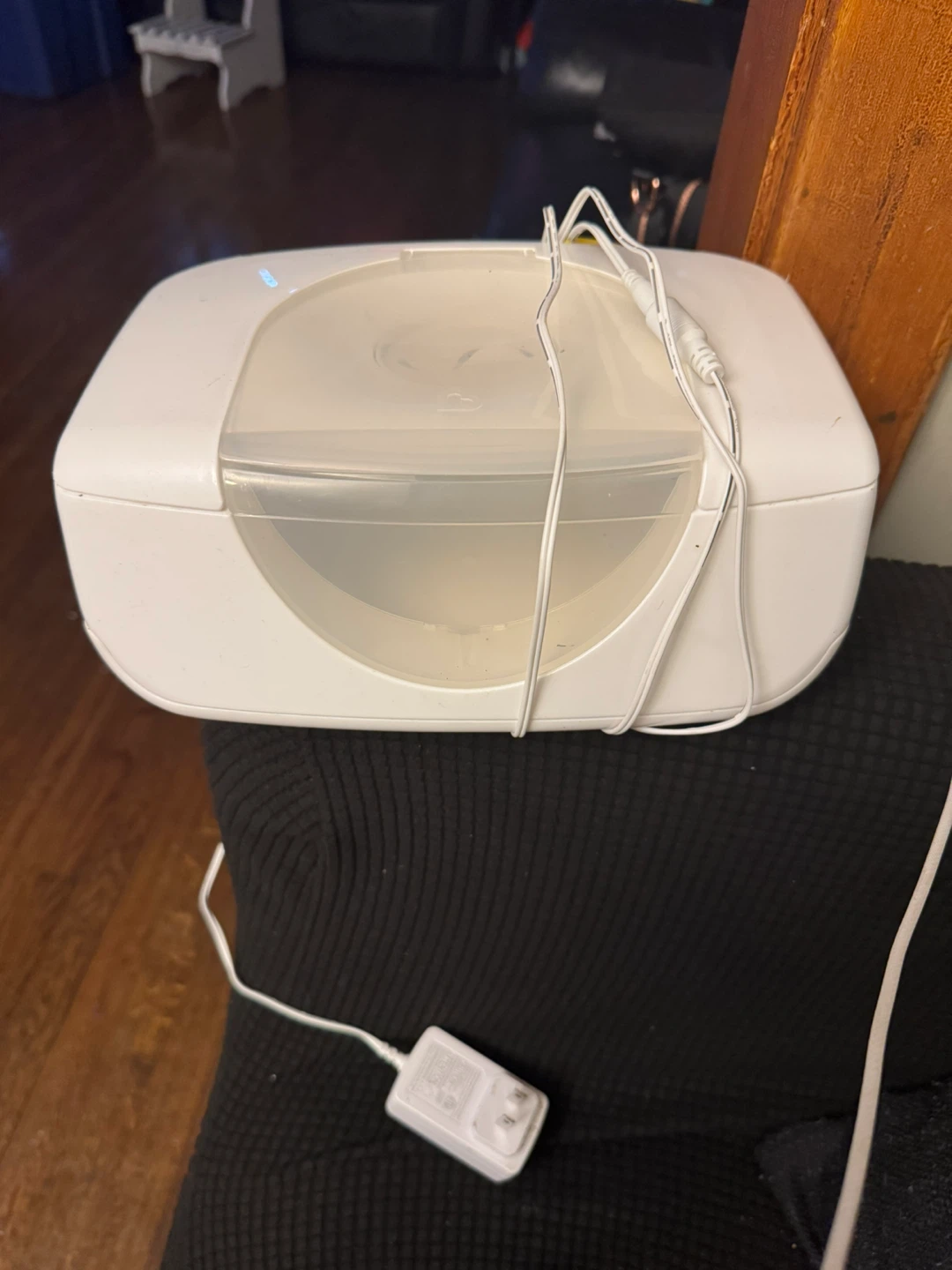Free White Baby Wipes Warmer!! Free