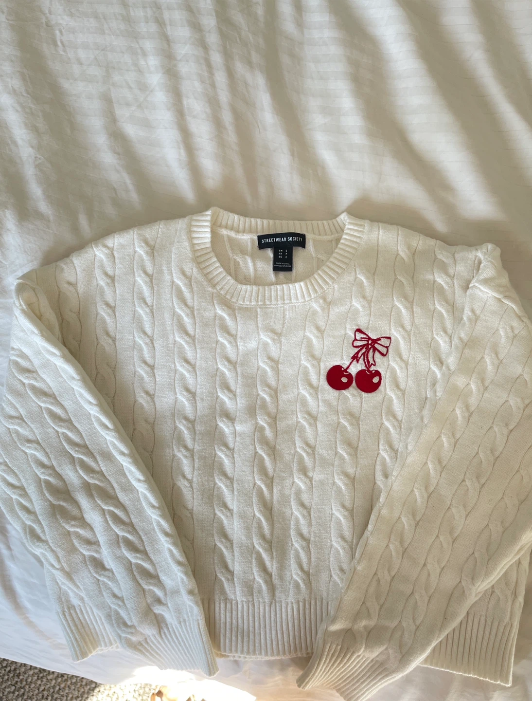Streetwear Society White Cable Knit Cherry Sweater - photo 2