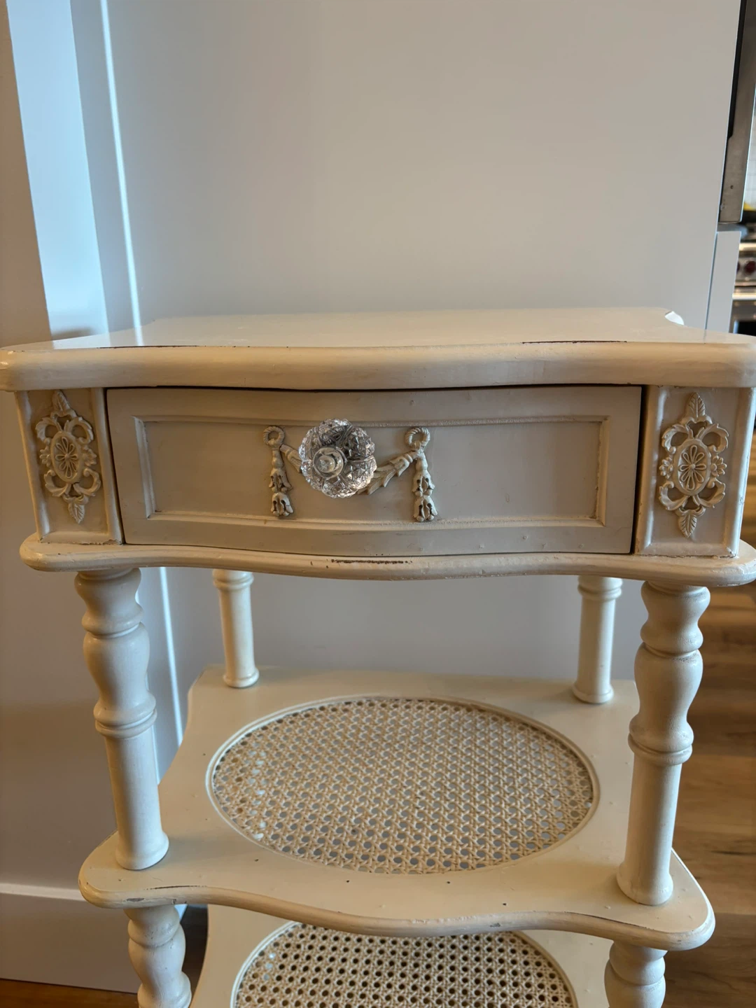 Distressed antique white table/end table/side table - photo 2
