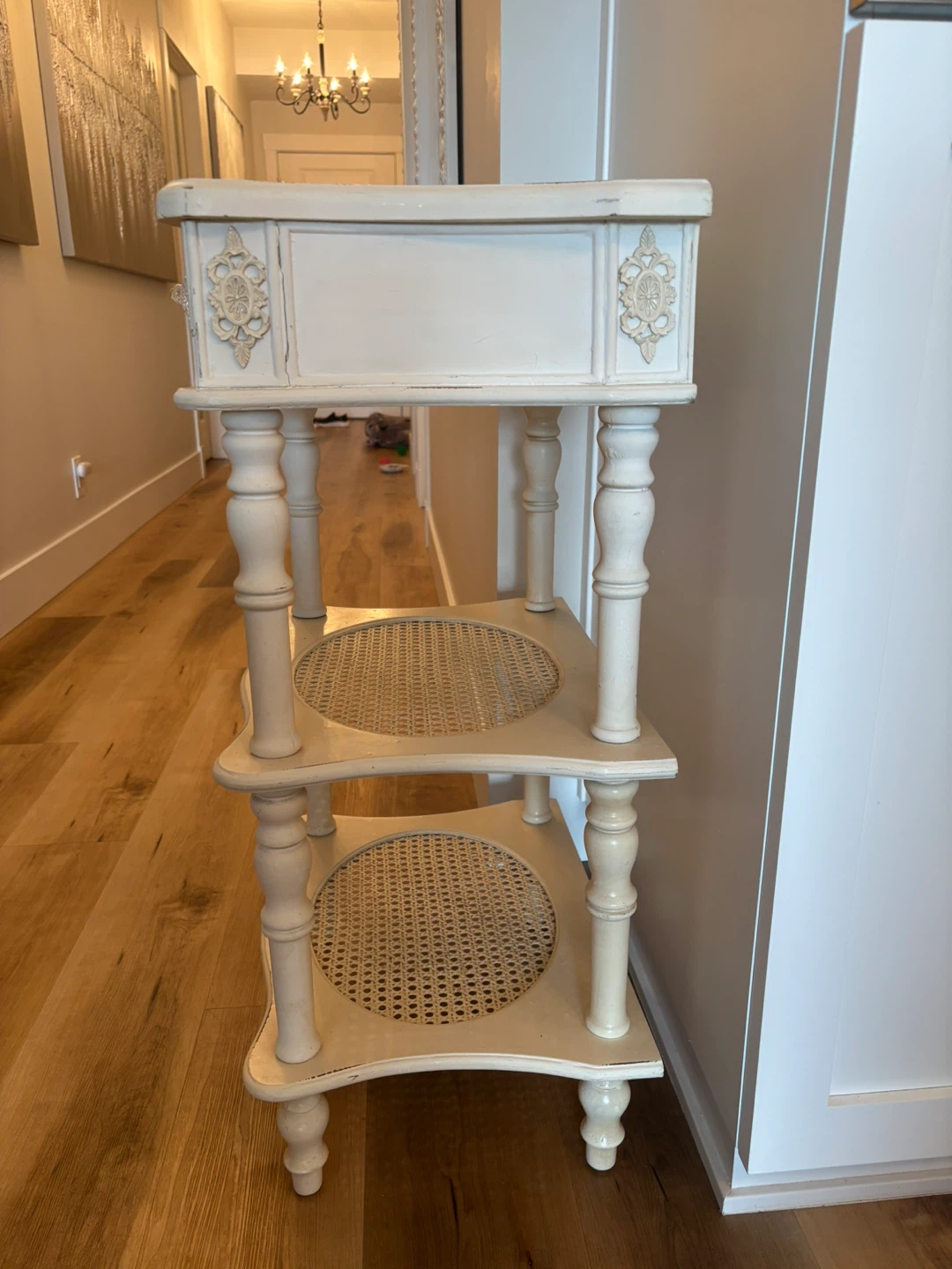 Distressed antique white table/end table/side table - photo 3