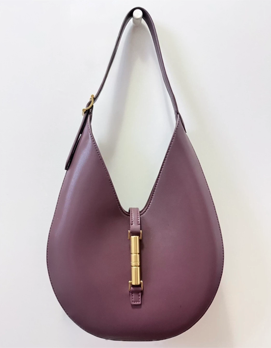 Charles & Keith Cesia Wineberry