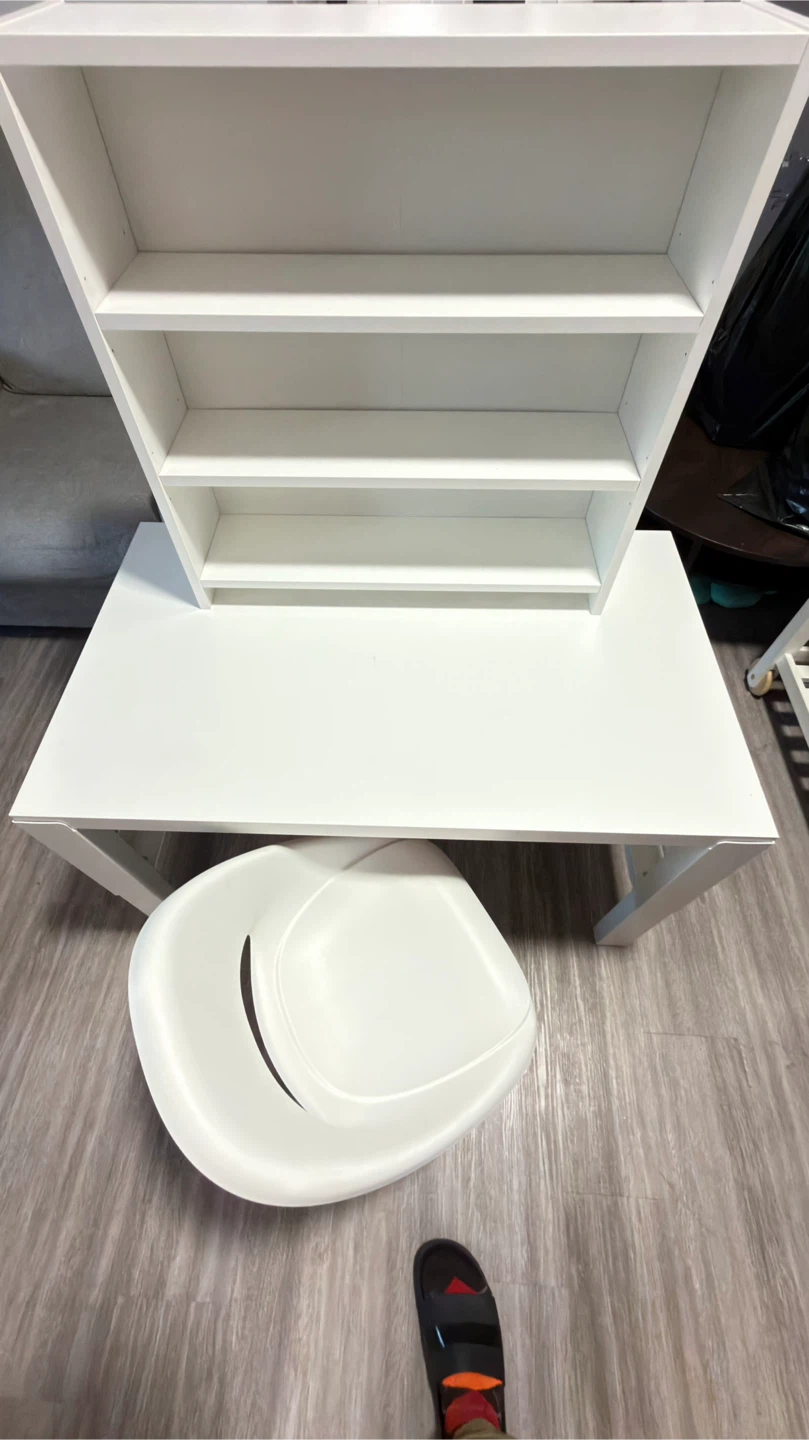 Kids Adjustable Desk with Add-On Shelf & Chair - photo 3
