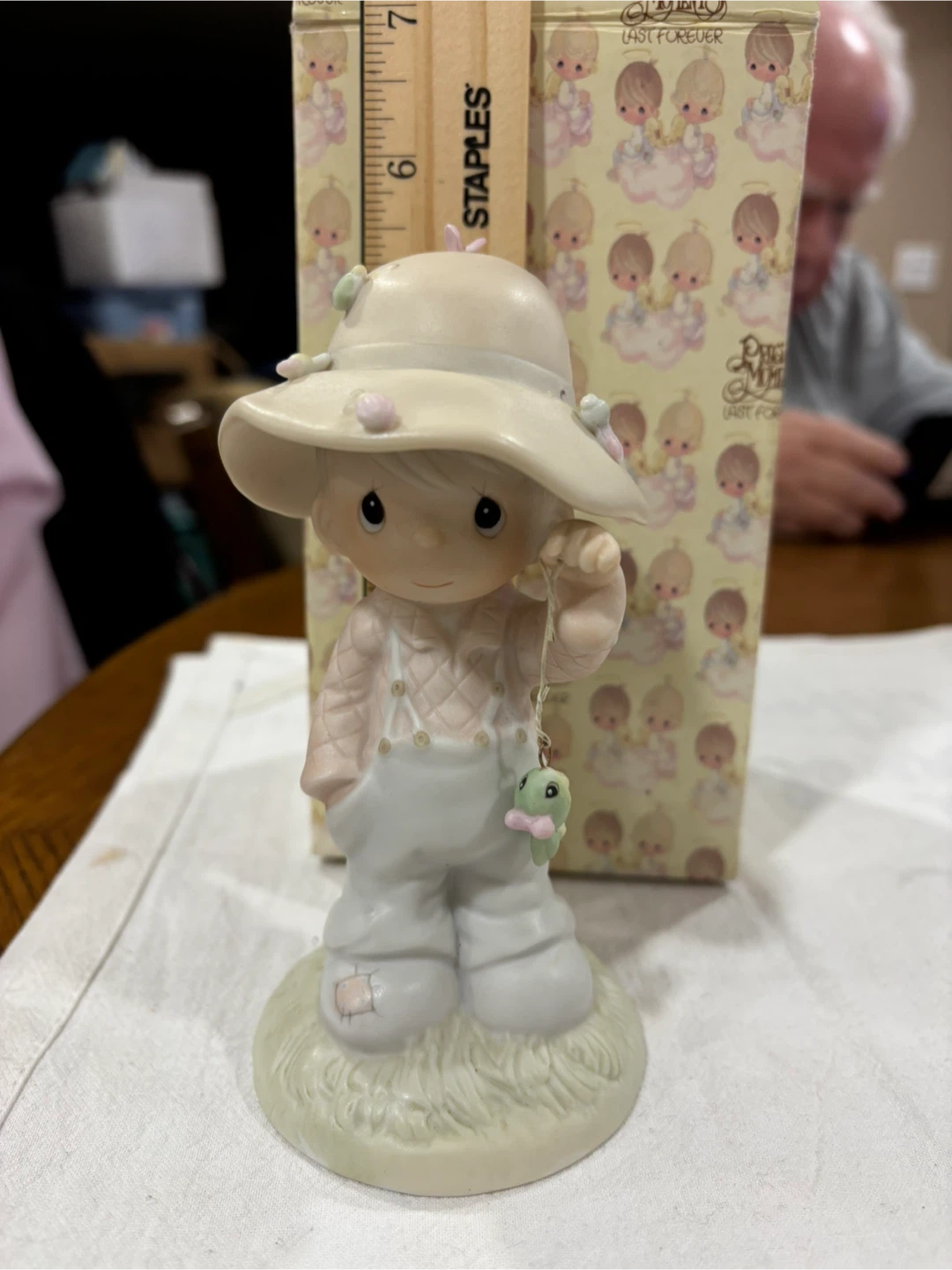 Precious Moments "My Love Will Never Let you Go" Figurine - photo 2