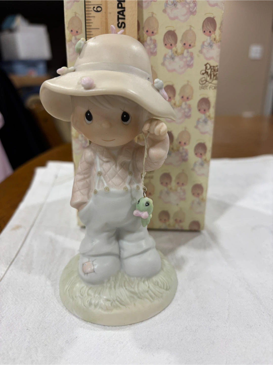 Precious Moments "My Love Will Never Let you Go" Figurine - photo 3