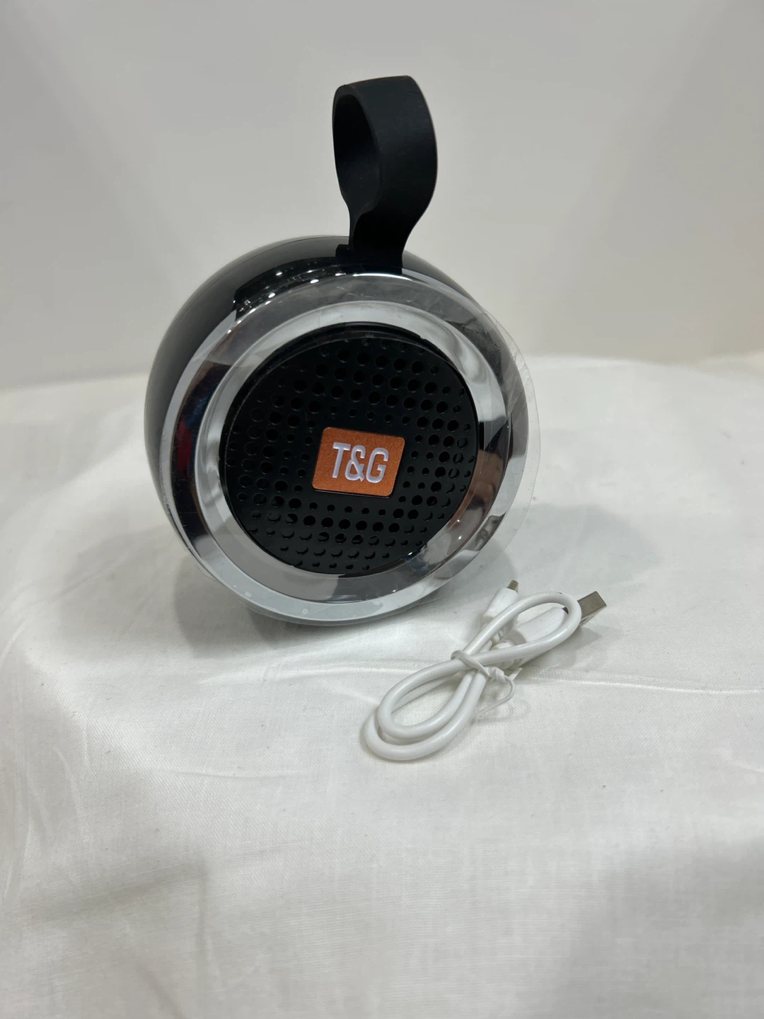 T& G portable  wireless speaker brand new - photo 4