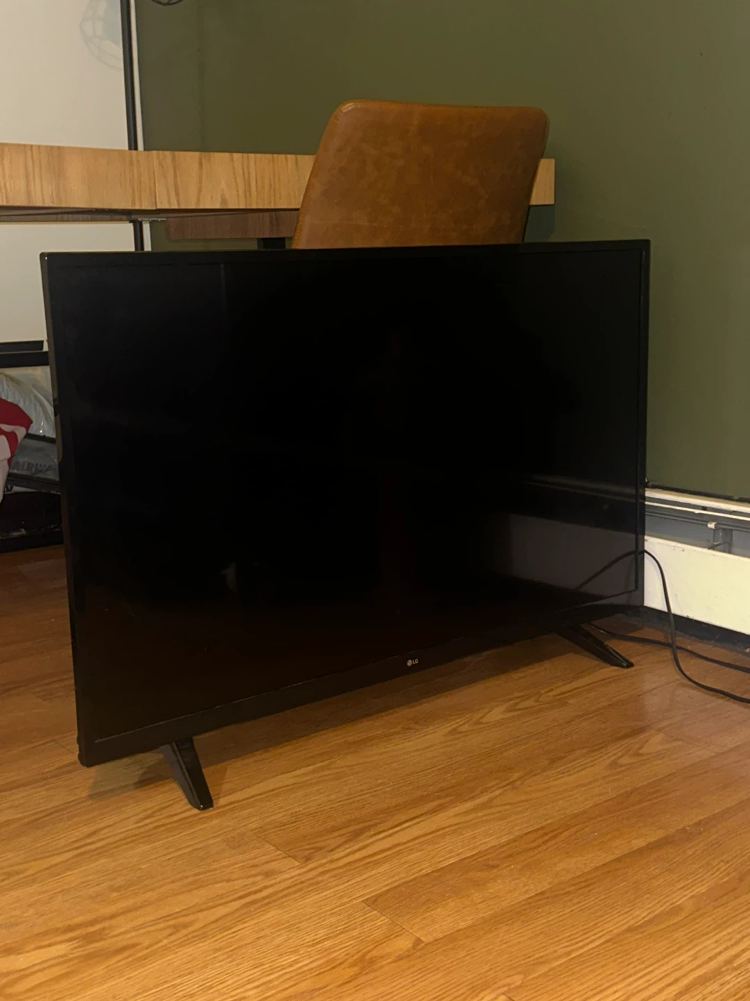 LG 43" Smart 4K UHD TV - photo 5