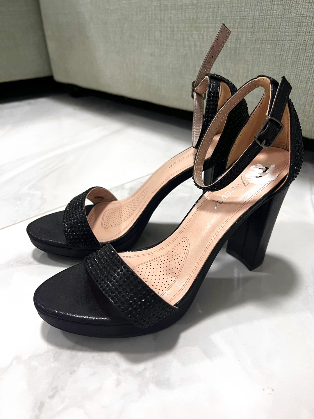 Black jeweled platform heels - photo 2