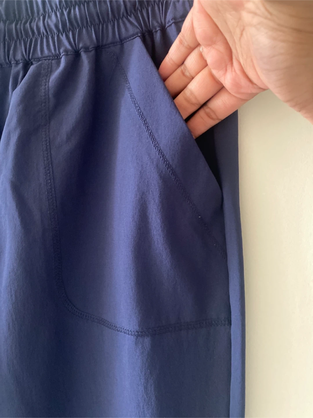 Aritzia Tna Navy Blue Jogger Pants - Size S - photo 2