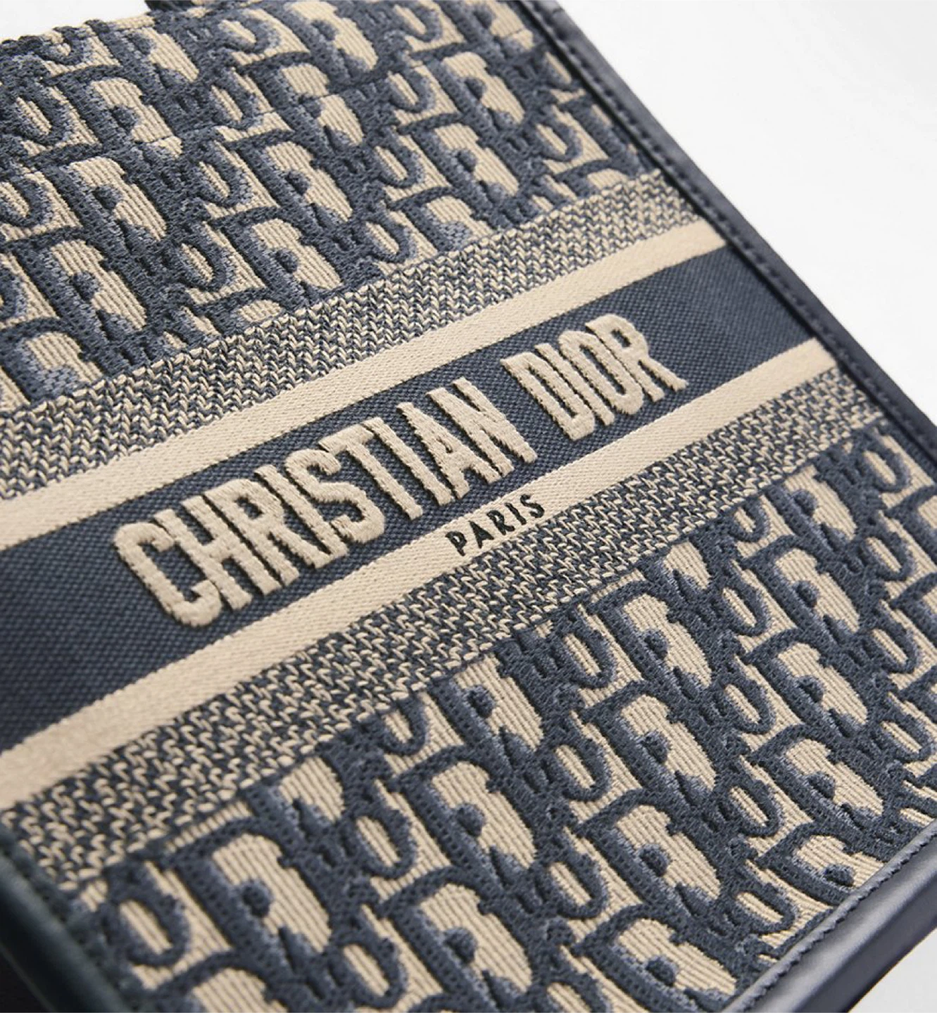 Christian Dior Book Tote - photo 2